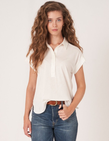 Creme t-shirt with blouse...