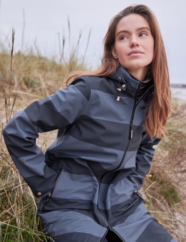 ILSE JACOBSEN 青 レインコート 34 新品未使用 ILSE JACOBSEN イルセヤコブセン レインコート 34 ソフトシェル