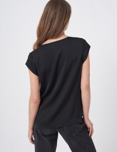 T-shirt en soie et poche...