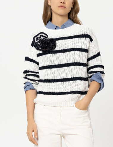 Pull à rayures en lin...