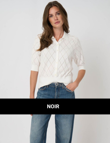 Pull noir à manches courtes...