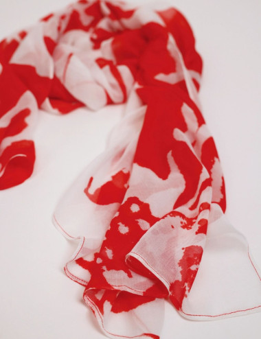 Foulard à motif chilli...