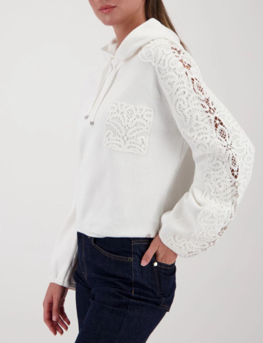 Pull en maille blanc cassé...