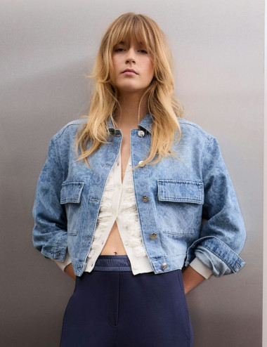 Veste en denim à motif...