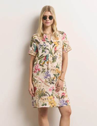 Robe à manches courtes...