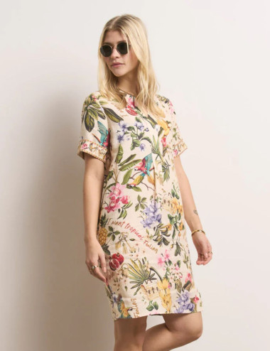 Robe à manches courtes...