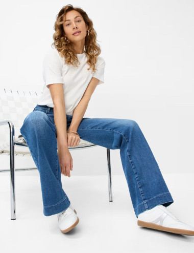 Jean Maine bleu légèrement...