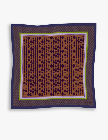 Foulard bordeaux en soie...