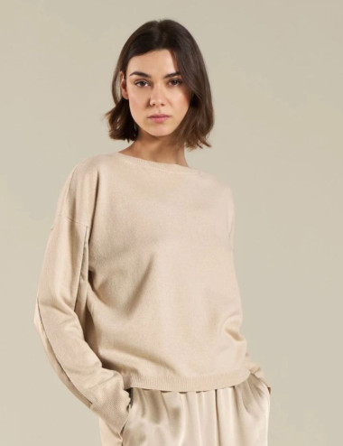 Pull avec détails de satin...